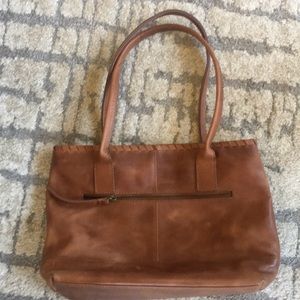 Bolo leather satchel